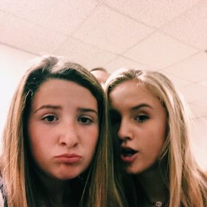 Meet your Posher, Zoe